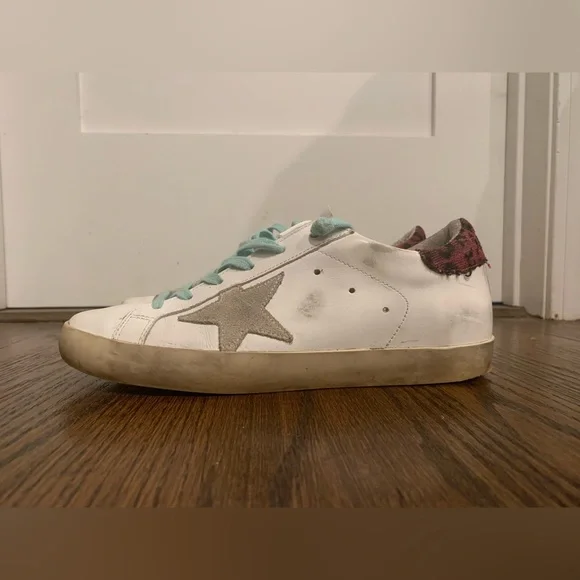 Golden Goose Superstar Sneaker size 38